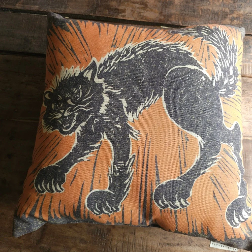 Pottery Barn Halloween Scaredy Black Cat Throw Pillow Orange Print 20